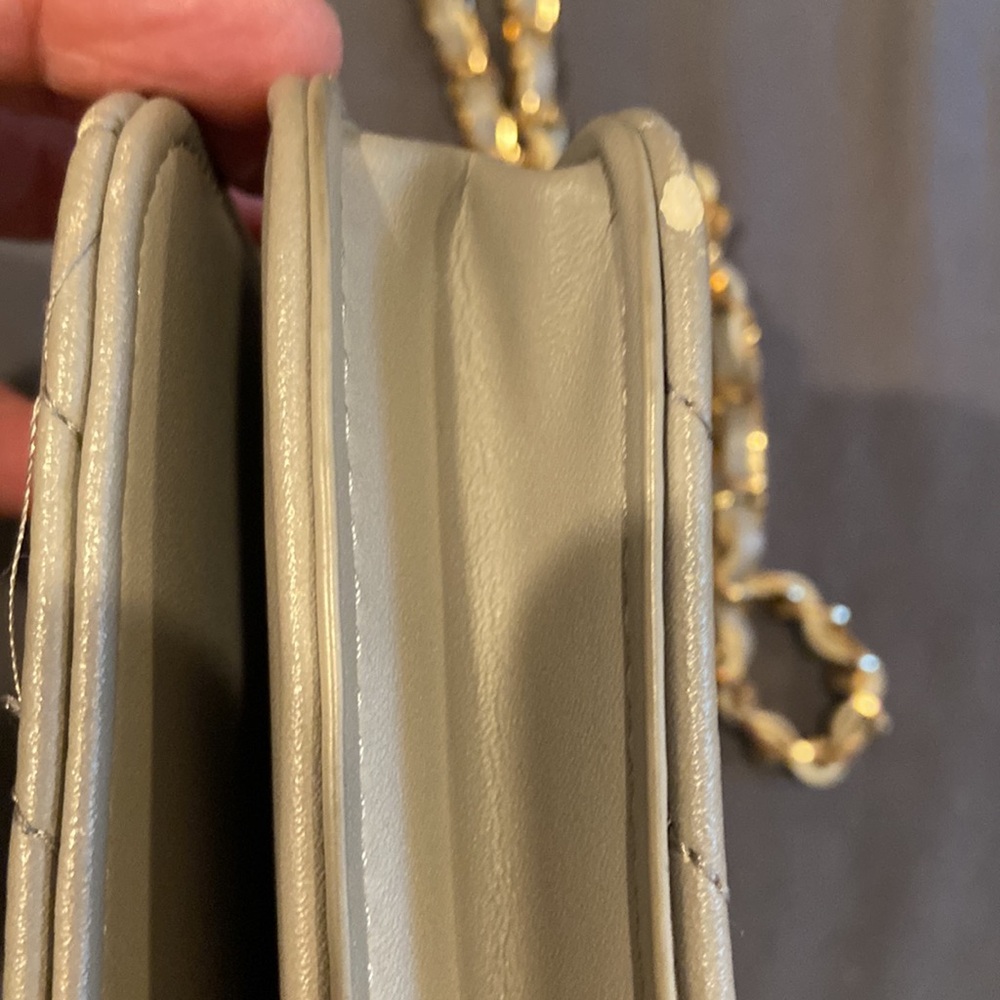 bebe Quilted Crossbody Bag Gray Gold Chain Strap Flap Y2K Shoulder Purse - Picture 13 of 17